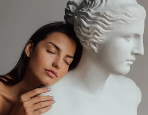 Why Dubai Women Are Choosing Collagen Injections Over Expensive Skincare Creams