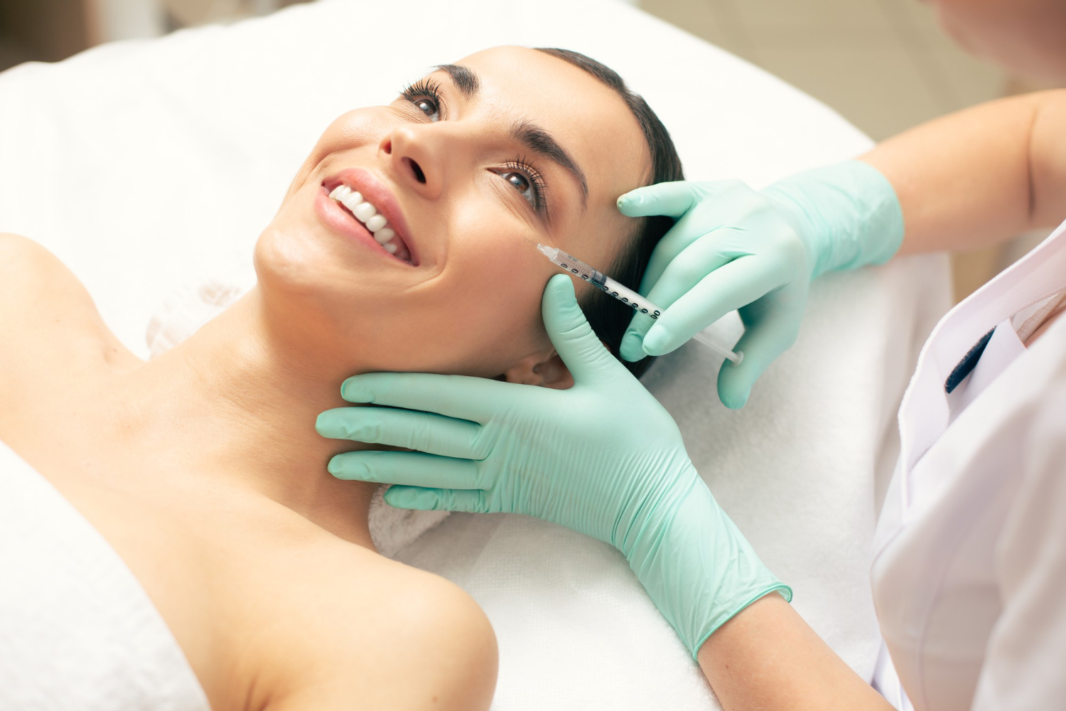 How To Choose The Right Dermal Filler For Your Facial Goals